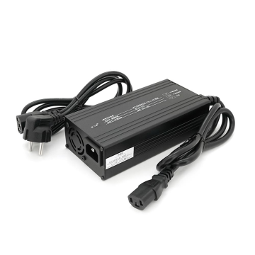 Зарядний пристрій для акумуляторів LiFePO4 12V(14,6V),4S,10A, штекер Triangle plug (T-tipe/C13/IEC). 137x90x50mm